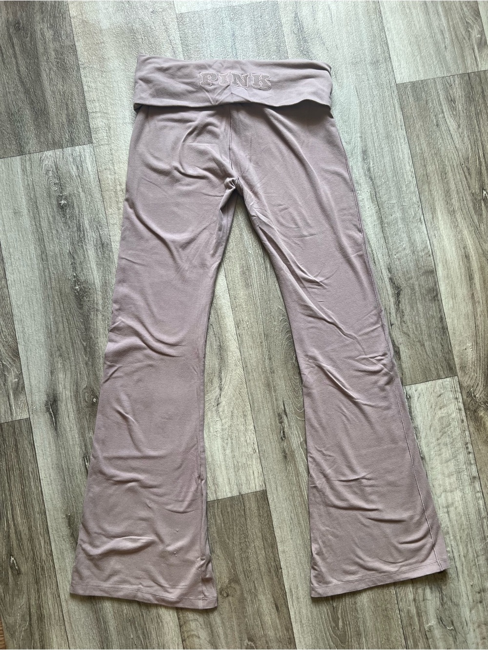 VS PINK Foldover Flare Yoga Pants Mauve Taupe Logo M